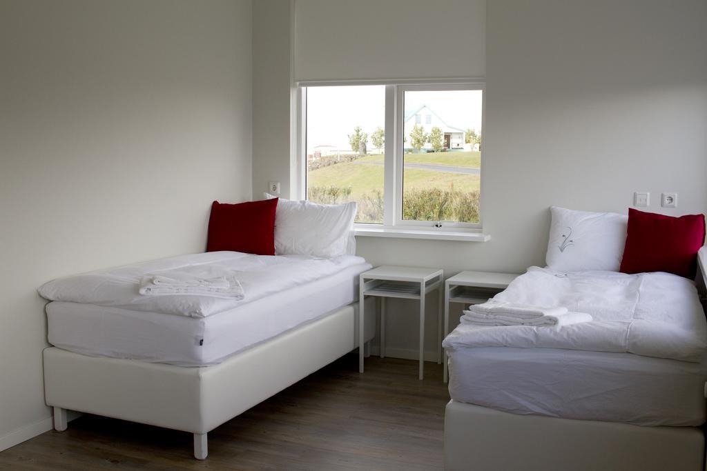 Graystone Guesthouse Sandgerthi Екстер'єр фото