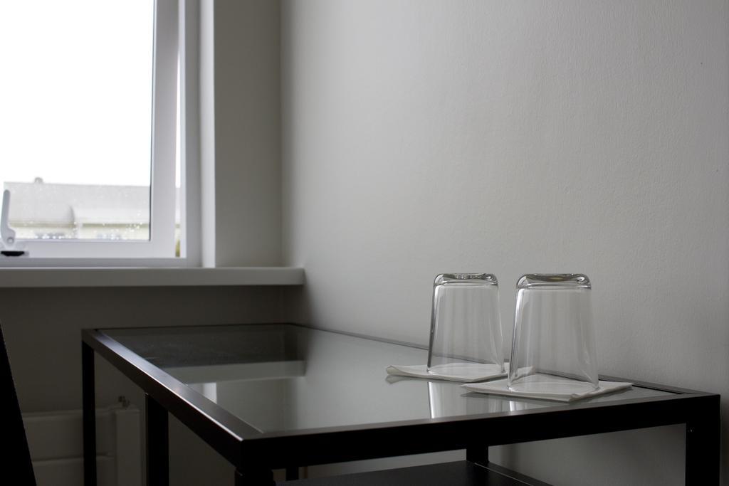Graystone Guesthouse Sandgerthi Екстер'єр фото