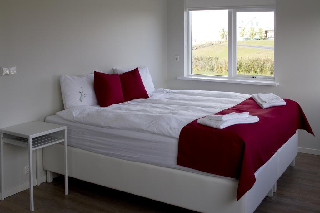 Graystone Guesthouse Sandgerthi Екстер'єр фото